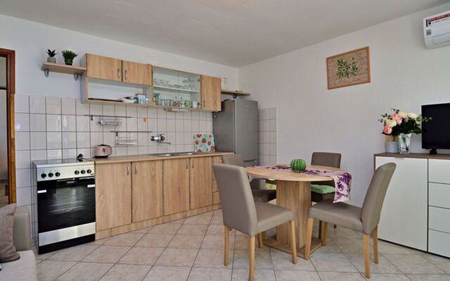 Apartment Kira Rogoznica/Ražanj