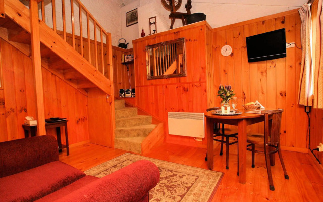 The Lodge on Elizabeth