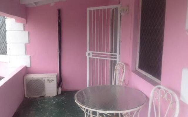 Da Pink and White Castle 2