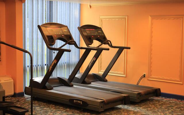 I-Drive Grand Resort & Suites