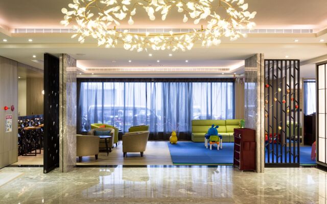 CHECK inn Taichung Wenxin Zhongqing