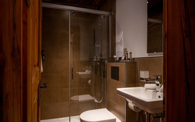 SCHLOSS Zermatt - CBD & Adaptogenic Spa and Sport Hotel