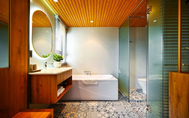 La Opera Saigon Hotel