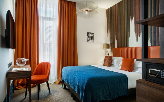 Hotel Verlaine