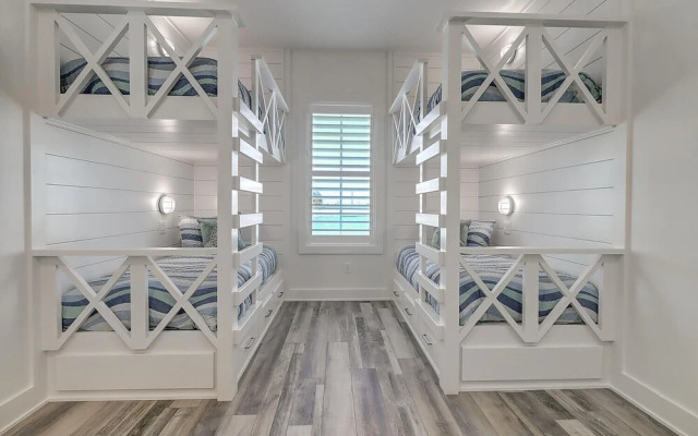 The Great White 306 DAR