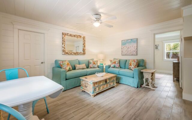 Spoonbill Suite at Driftwood #6