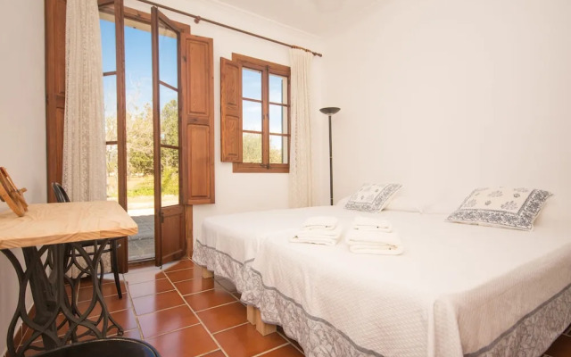 Can Moscari in Inca With 3 Bedrooms and 2 Bathrooms