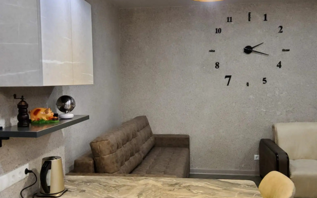 Апартаменты на улице Нижняя Логовая 11