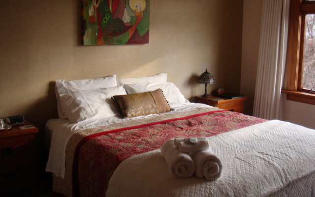 Highway House B and B – Guest Rooms – Oamaru