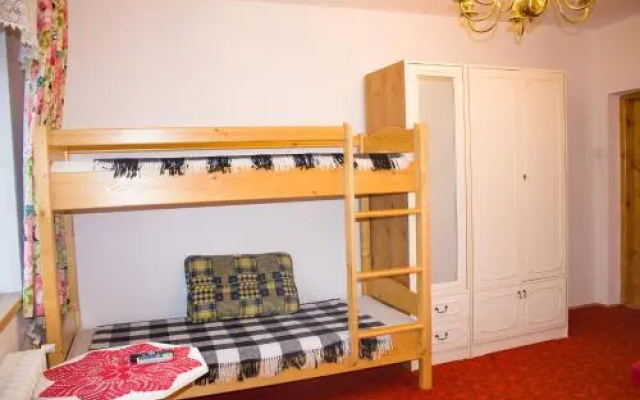 Hacjenda Apartamenty & Pokoje Goscinne