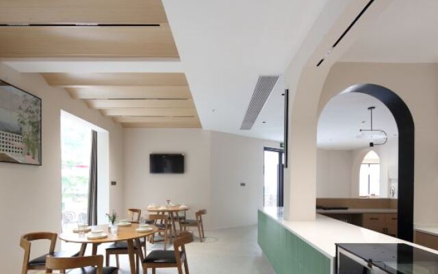 Jishan Jishui B&B