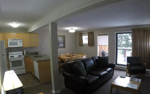 Panorama Vacation Retreat at Horsethief Lodge