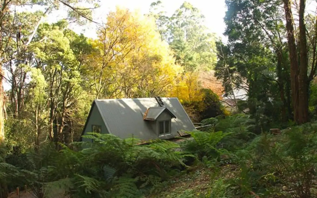 Santosa Cottage