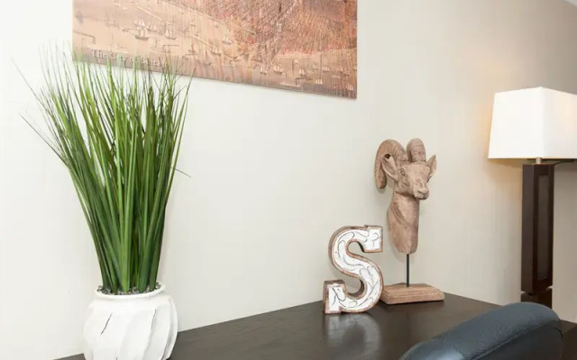 Charming Studio in Gold Coast by Sonder