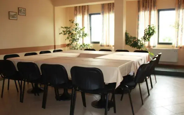 Rodopi Hotel