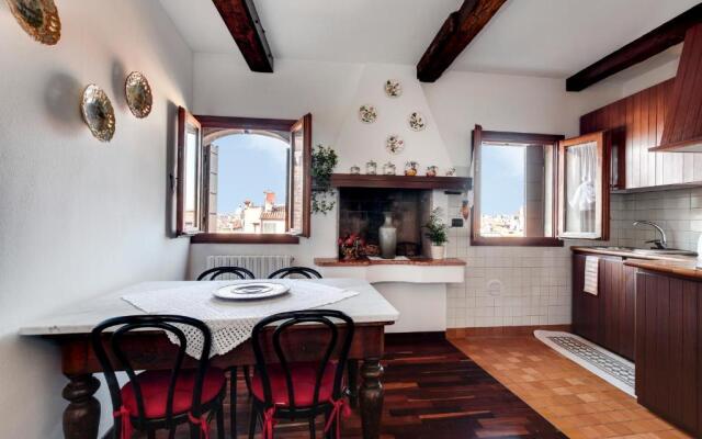 Ca' Badoer East Studio