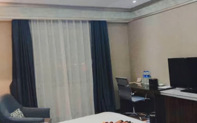 Cuifeng Hotel