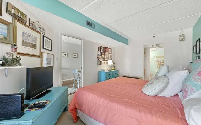 Jacksonville Beachdrifter 403 - Two Bedroom Condo