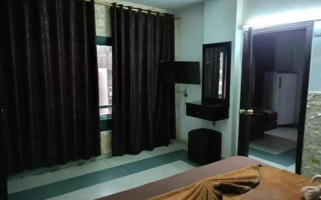 Royal Pyramids Hotel