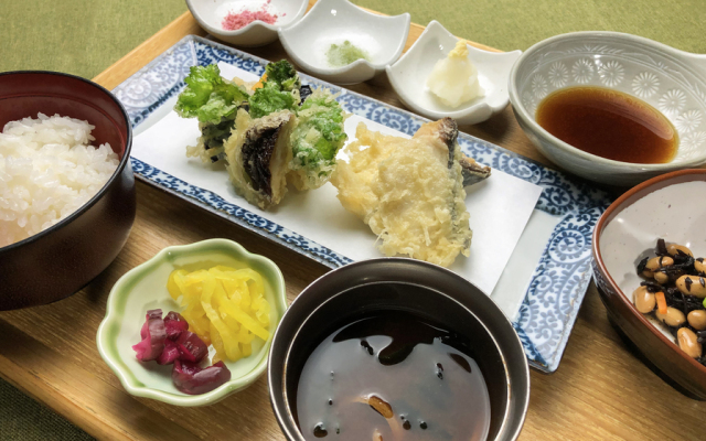 Yokkaichi Onsen Ofuro Cafe Yumoriza