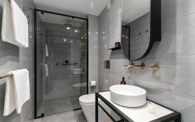 Melbourne City Apartment Hotel