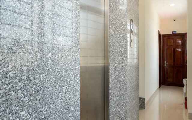 Marine Hotel & Apartment