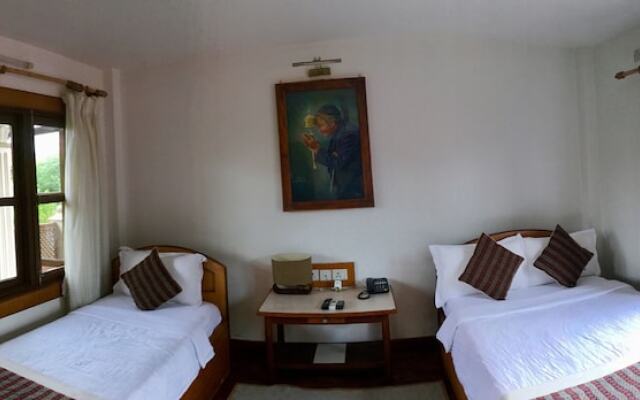 Hidden World Resort And Spa