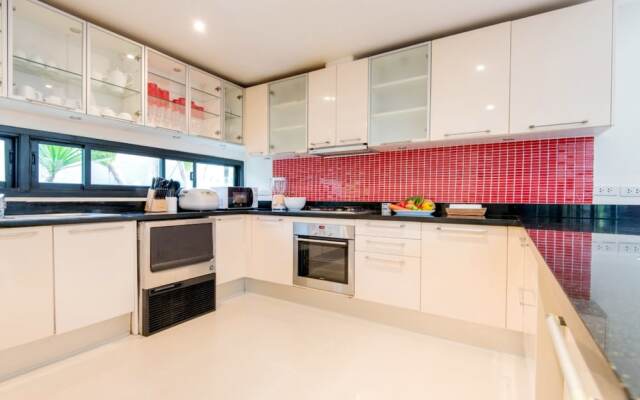 Kinnaree Villa Loch Palm Golf by Chattha