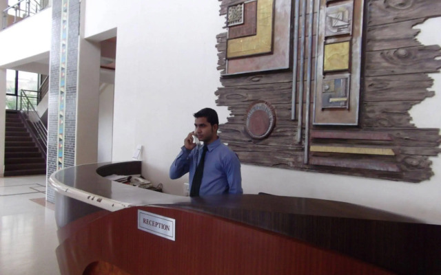 Hotel Neelam Executive