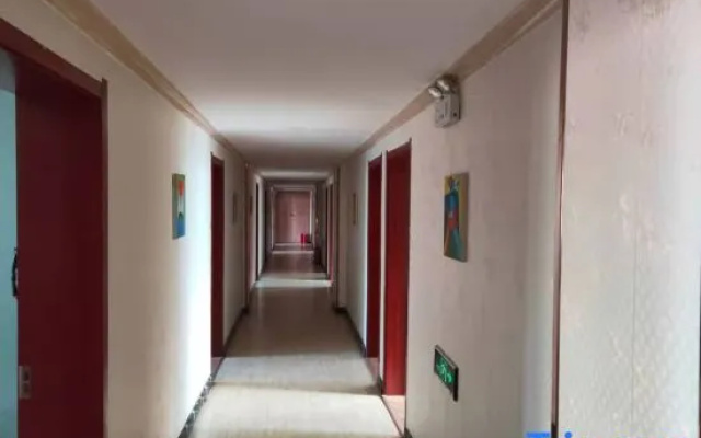 Suixi Huizhike Hotel (County Hospital)