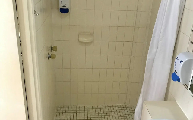 Tropical Gate Motor Inn