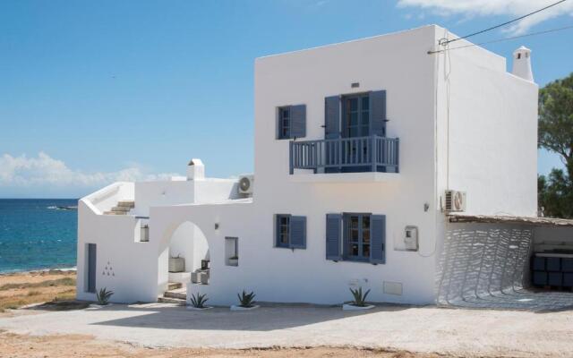 SALTY 2 Brand New 1 BD apartment in the heart of Naousa