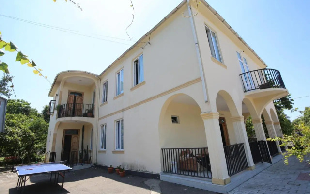 Talo's Guest House