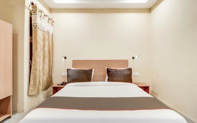 Collection O 76462 Pulpehladpur