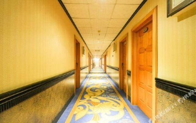 Jinhu Hotel