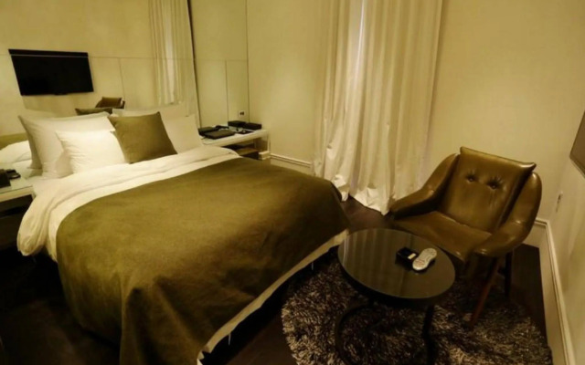 Hotel Amare