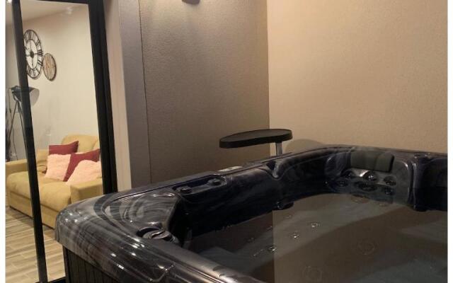 Sylina SPA Avec Jacuzzi Prive