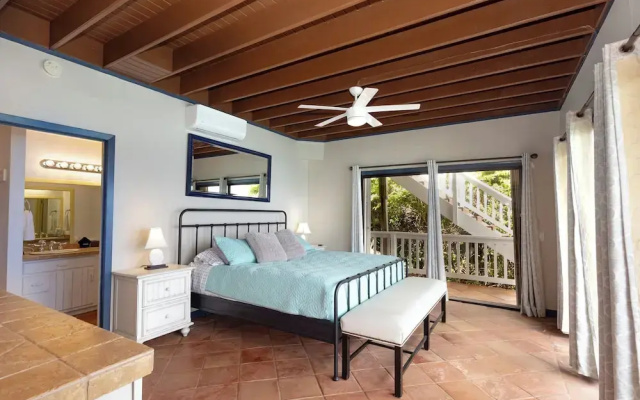 The Breeze St Thomas