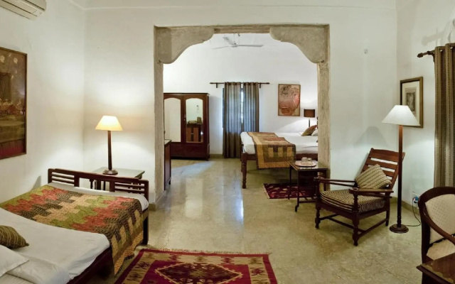 Neemrana's - Deo Bagh – Guest Rooms – Gwalior