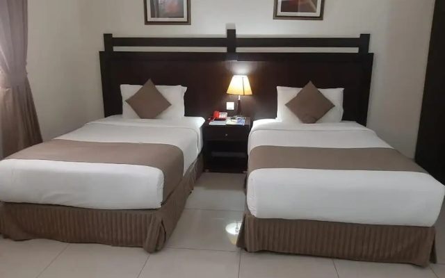 Al Hayat  Suites
