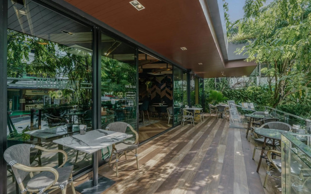 Rak Elegant Hotel Patong