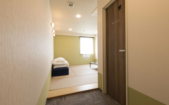 Wild Cherry Blossom Hostel Tokyo Koganei – Guest Rooms – Tokyo