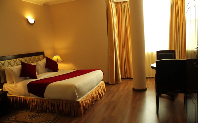 Oasis Hotel Apartment