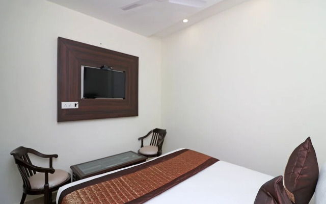 Grand Inn By OYO Rooms