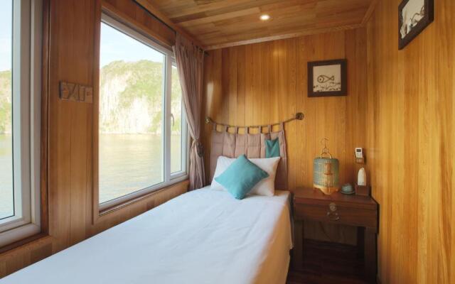 Secret Halong Cruise