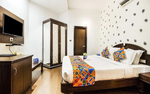 FabHotel Le Monarque Piccadily Chowk