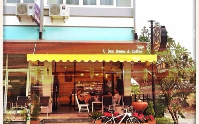 U Dee Room & Coffee