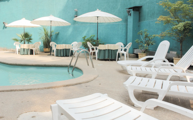 Hotel Alcala del Rio