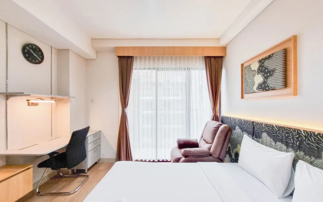 Good And Comfort Stay Studio Patraland Amarta Apartment