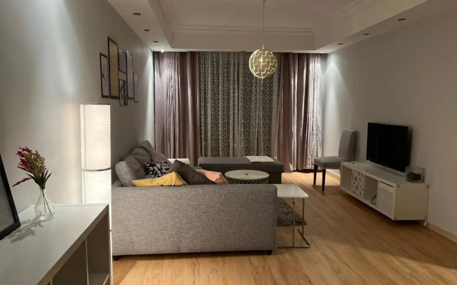 Lovely 2 bedroom nice view and a quiet area